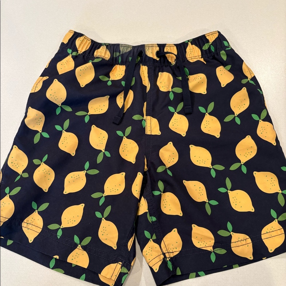 Hanna Andersson Lemon swim trunks size 8